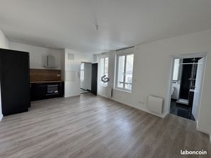 Studio 1 pièce 23 m²