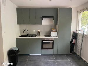 Studio 1 pièce 28 m²