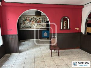 Local commercial 160 m²