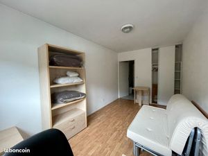 Studio 1 pièce 19 m²