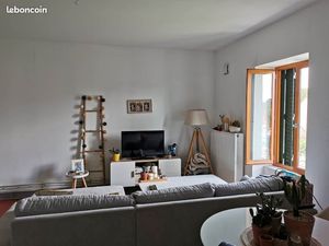 Appartement T3 PIECES 72 M² - 2 Chambres  jardin & parking