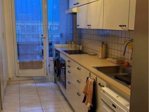 F3 lumineux à louer 1300/mois