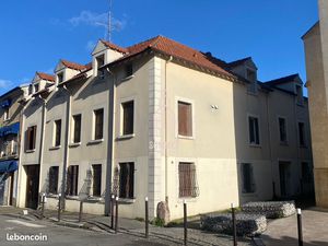 Immeuble 328 m² Stains