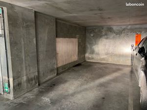 Garage Place de Parking Lyon Croix-Rousse