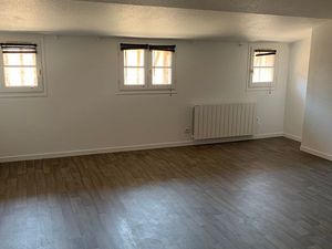 Studio 30 m² 4bis rue Gondinet à LIMOGES - hyper centre - proches commerces - loyer de 310