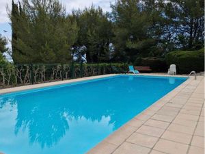 Magnifique et grand studio residence de standing avec piscine