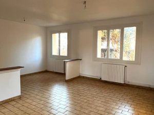 Appartement T3 Bis + garage privé