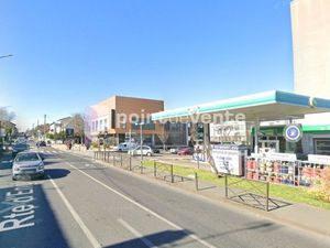 Commerce mobilier/décoration 248 m²