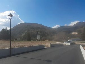 Terrain 740 m² Saint Etienne Le Laus