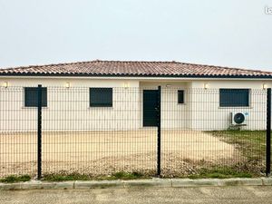 Maison neuve 107 m² – Grandes ouvertures – RE2020 – PMR – Chauffage gainable – Garage – Fr