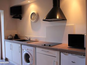 A louer à l'année studio