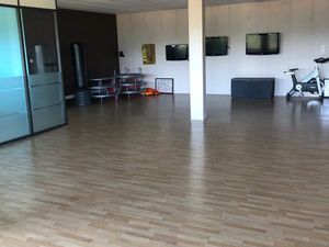 Local de 520 M2 ESPALY