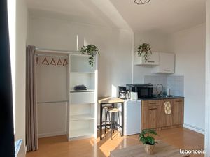 Studio meublé disponible