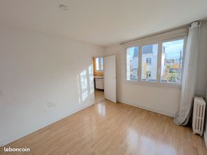 Superbe T3 avec Jardin Cave Scooter Vélo