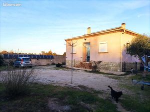 Villa avec dépendances sur Bedarrides