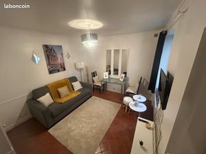 Magnifique studio quartier saint Louis