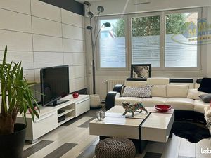 Maison en parfait etat en bordure des dunes et de la voie verte