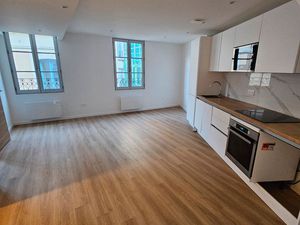 Appartement T3 rénové centre ville Melun