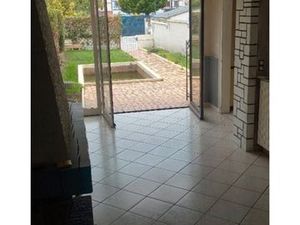 Maison centre ville avec /cour/parking/garage