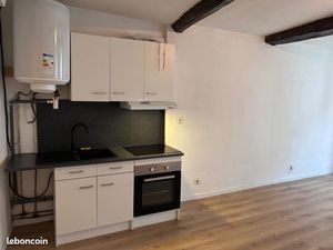 Anduze  F1 28 m² cliimatisé  cuis équipée