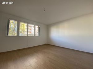 Bureaux 57 m²