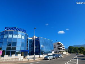 Salle de réunion ou bureau à louer