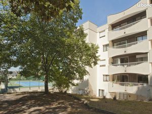 Chambre 5 pièces 106 m²