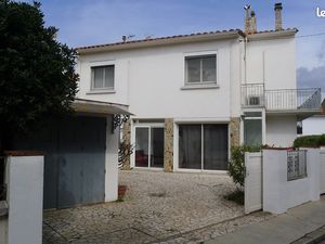 Maison de ville modulable avec 2 appartements indépendants et jardin piscinable