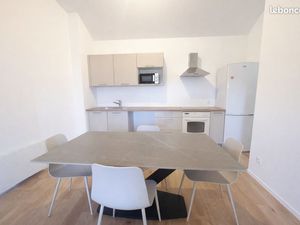 Grand T2 à CORTE (Centre ville)