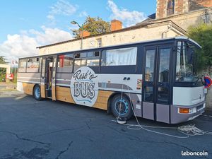 Recherche associé restaurant Food truck