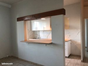 T2 35m2 Bon état face Hippodrome Pont de Vivaux