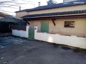 Location appartement centre ville Eyragues