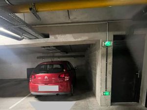 Place de parking sécurisée