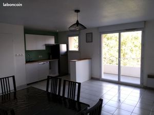 Bel appartement T3 meublé