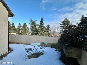 Appartement 4 pièces avec terrasse