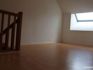 T2(duplex) au 3ème (et dernier) étage dans le centre ville de Lorient (Quartier Saint Loui