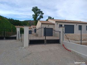 Chusclan villa de 2023 89 m2 sur 800 m2