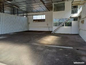 Local d'activité 150 m²