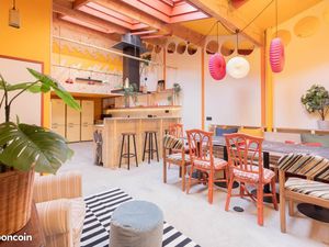 Maison 5 pièces 216 m²