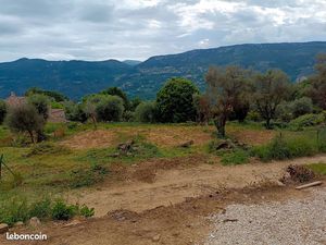 Terrain 1890 m2 constructible