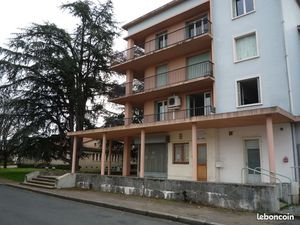 Location Appartement 4 pièces 90 m²