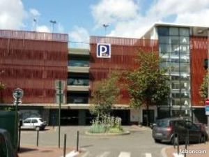 Place de parking en sous sol