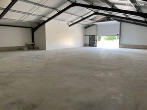 Local de stockage 280 m2