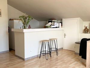 Studio + meublé avec terrasse 4 chemins