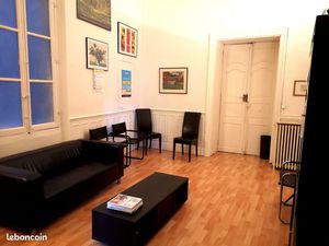 Cabinet médical à partager à mi-temps