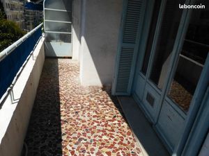 Studio 1 pièce 28 m²