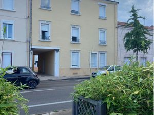 Appartement studio à vendre sur Roanne proche iut