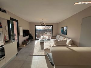 BEAU T2 - Calme campagne aixoise à 7’ centre Aix en Pce - Rare - Sécurisé - Idéalement sit