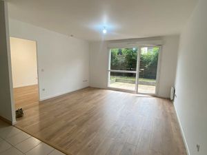 F2 + jardin + terrasse + parking