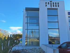 Bureaux 125m² avec belle lisibilite